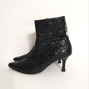 Dior black quilted leather ankle boots